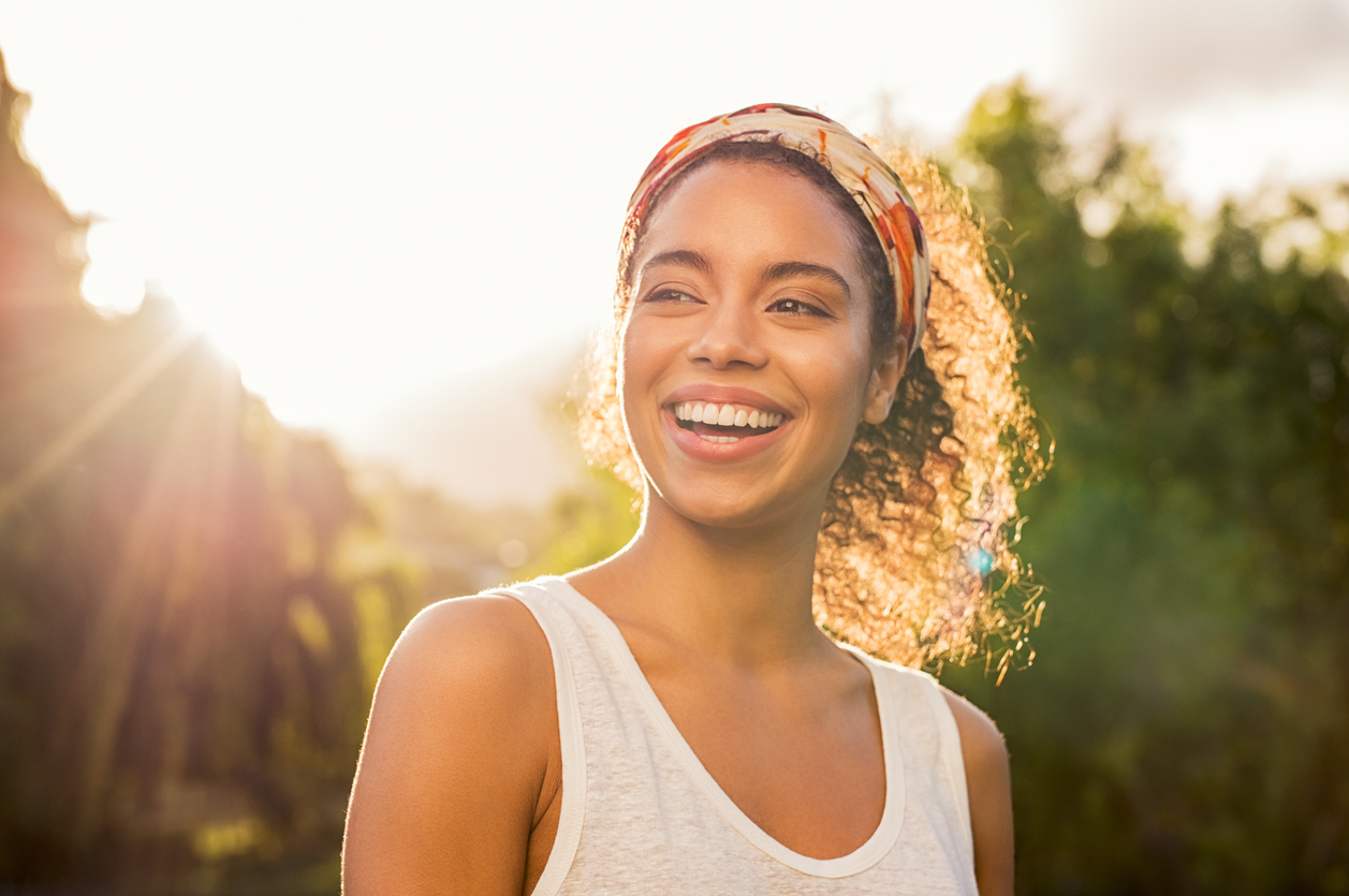 MarketingLibrary_Lifestyle_WomanOutdoors
